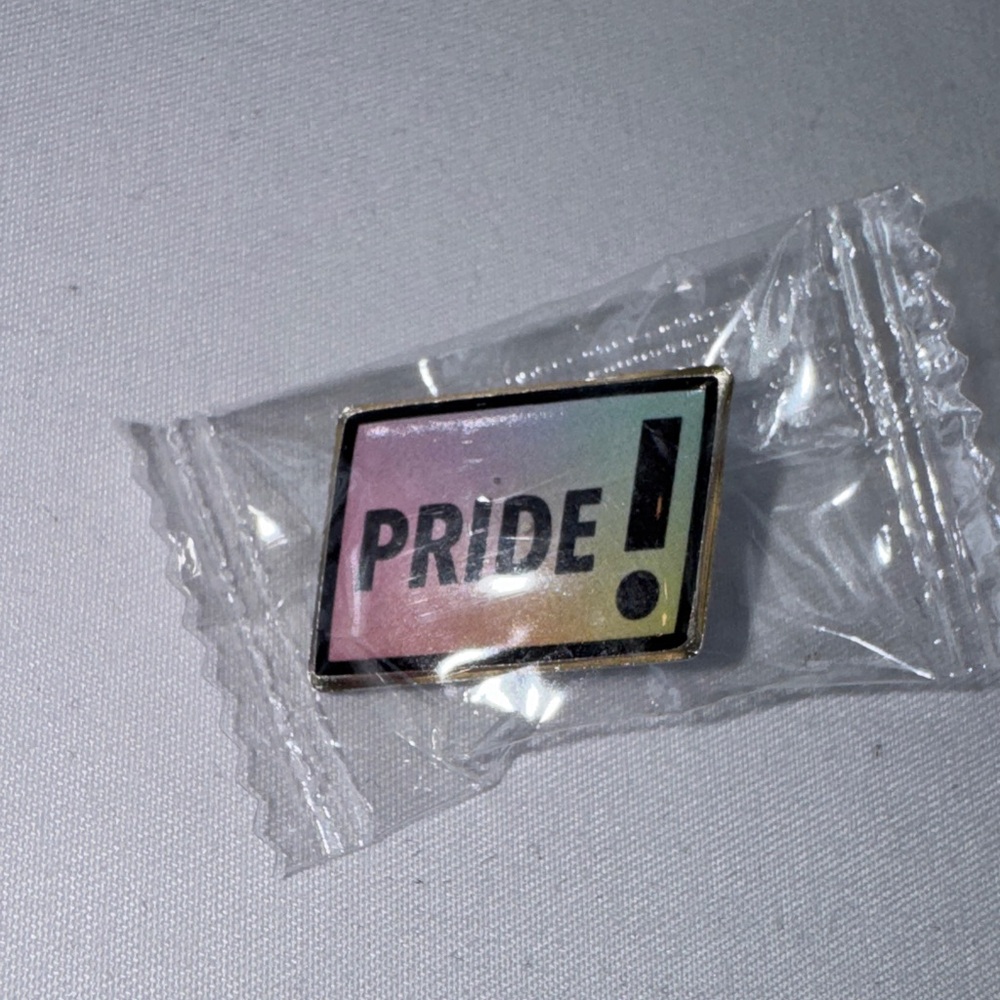 NWT Walmart Official Employee Pin